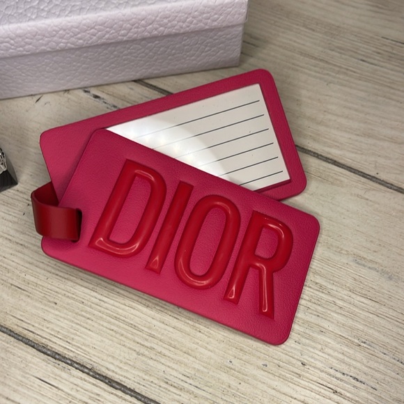 Dior Gift Set- Dior Luggage Tags, Popular 999 Lipstick and Mystery Item. - Picture 3 of 7
